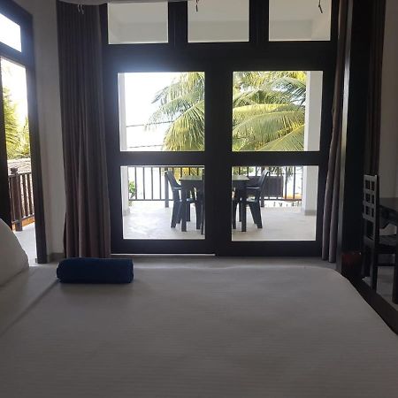 Waves Hiri Hotel ดิคเวลลา ภายนอก รูปภาพ