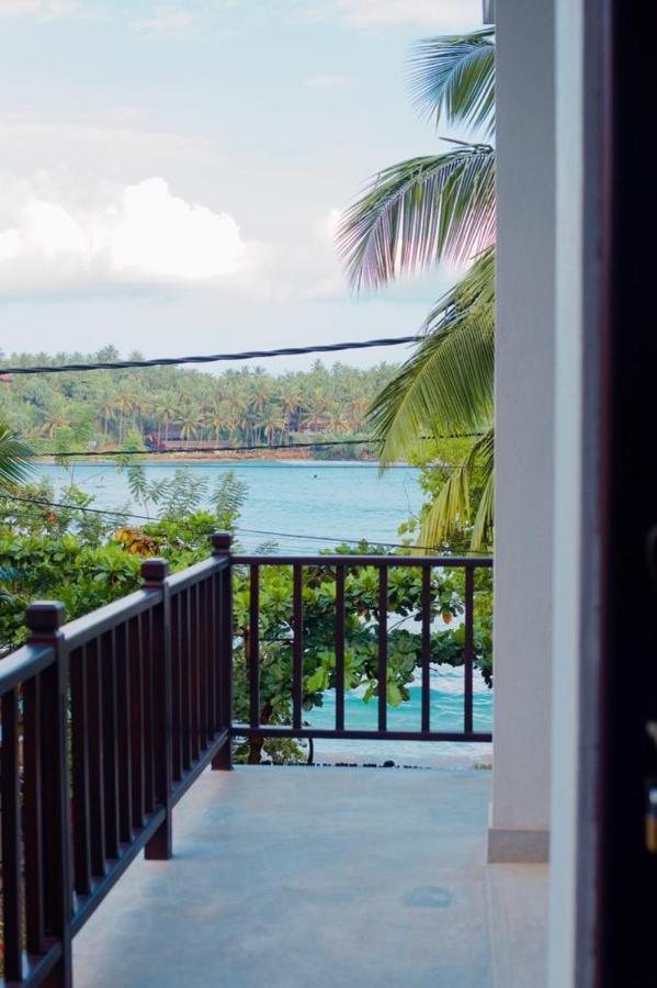 Waves Hiri Hotel ดิคเวลลา ภายนอก รูปภาพ