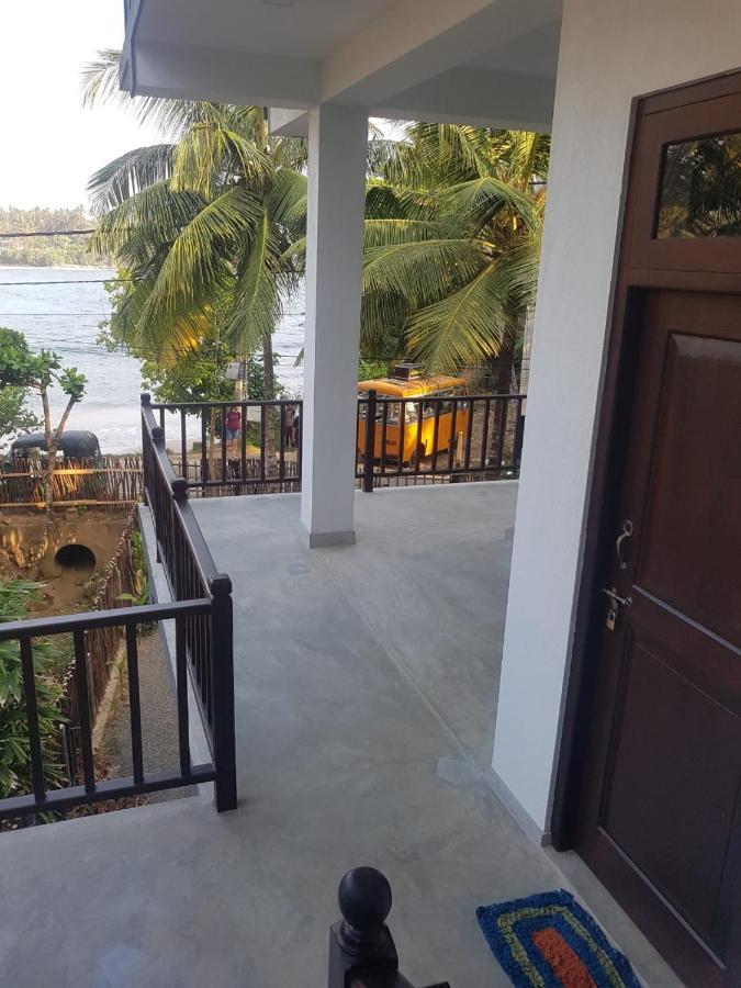 Waves Hiri Hotel ดิคเวลลา ภายนอก รูปภาพ